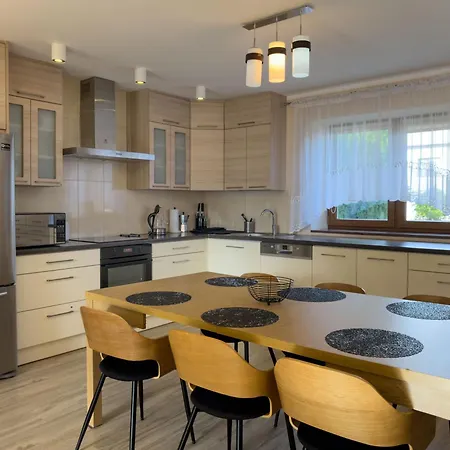 Salem Bed and Breakfast 4*