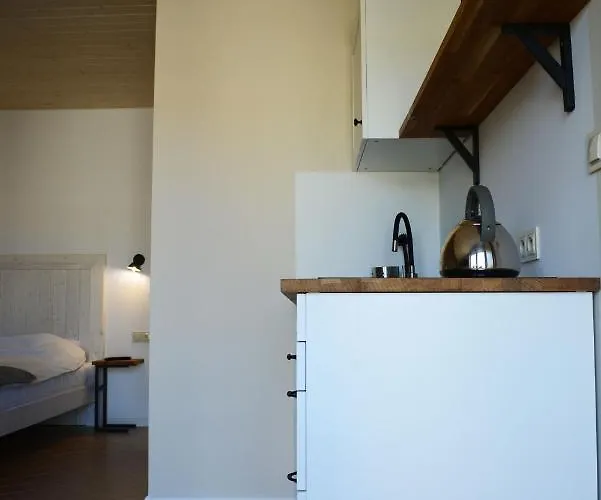 Salem Bed & Breakfast 3*