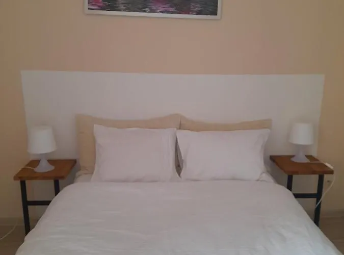 Salem Bed & Breakfast